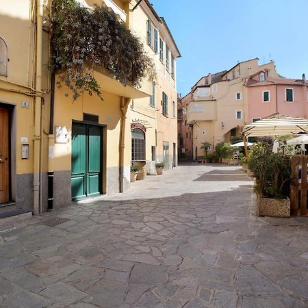 Casa Di Ali Apartment Imperia Exterior foto